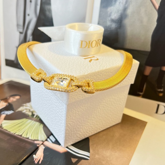 DIOR Dignity Pendant Gold Plated Christian Dior Choker - Picture 7 of 12